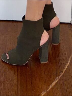 Women's Open-Toe Block Heel Booties - Olive